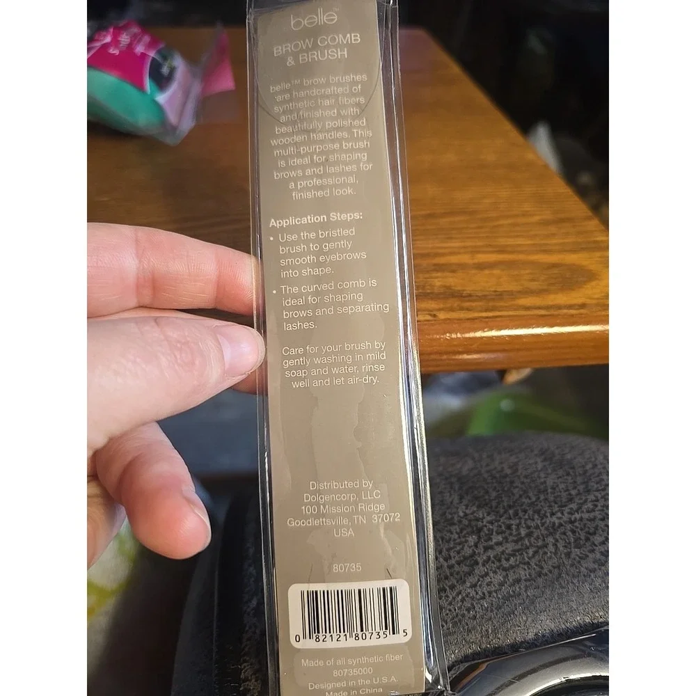 NEW Belle Brow Comb &‎ BRUSH